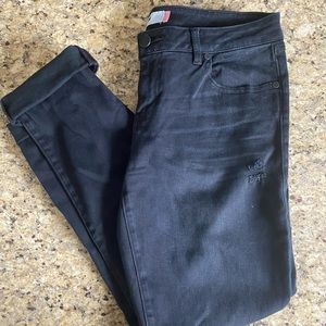 Cabi slim boyfriend jeans